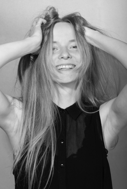 File:Nõlvak, Maris (foto Mark Raidpere, allikas Tallinna Linnateater).jpg